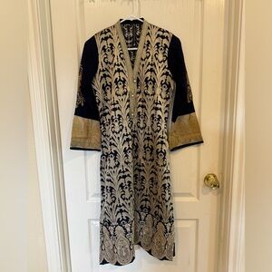 Fully embroidered Kurti!